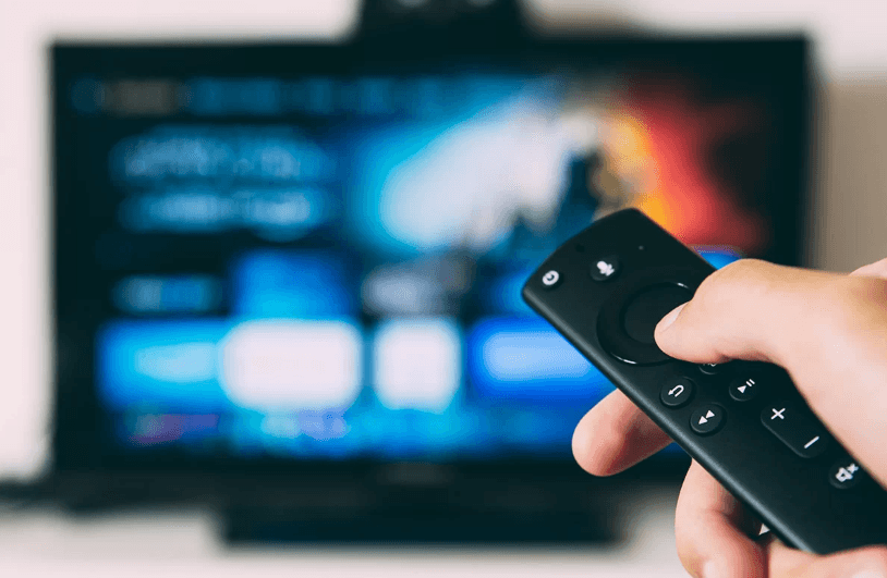 Brasileiro assina, em média, 8 serviços de streaming, diz pesquisa