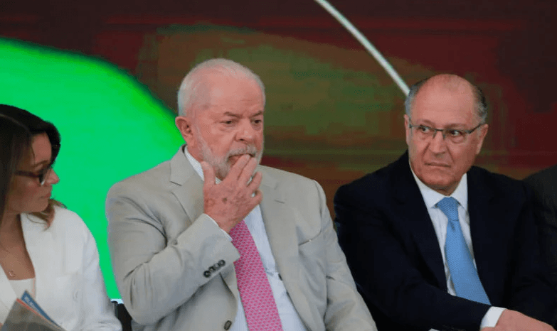 Investimento direto no país despenca quase 40% de janeiro a outubro de 2023