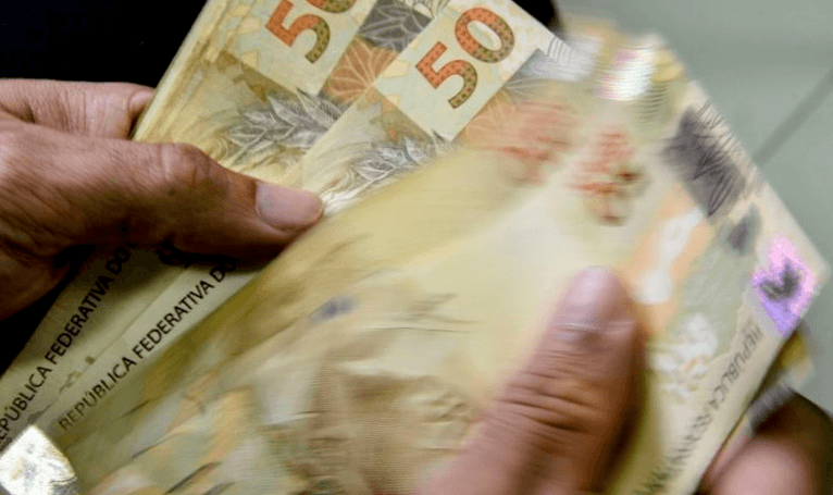 Brasil termina 2023 com o 2º maior juro real do mundo