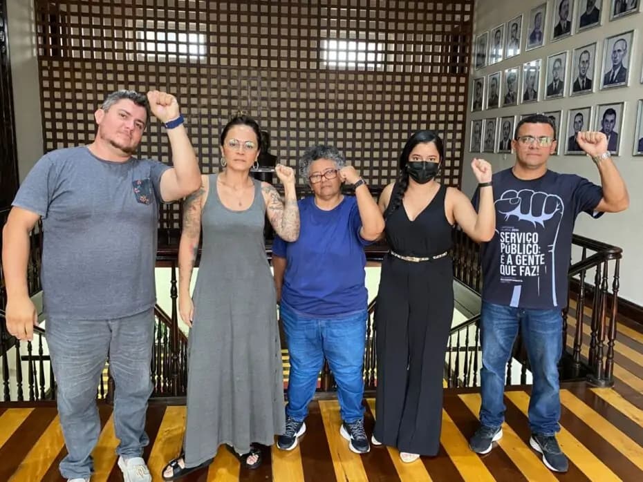 Sindicalistas da saúde ocupam Prefeitura do Natal e dizem que só saem após serem recebidos