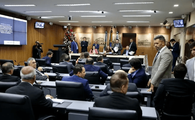 Câmara Municipal de Natal aprova proibição de linguagem neutra em instituições de ensino públicas ou privadas, e concursos públicos