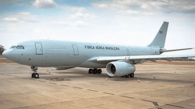 Avião da FAB decola para o Cairo nesta quinta para resgatar segundo grupo de brasileiros em Gaza