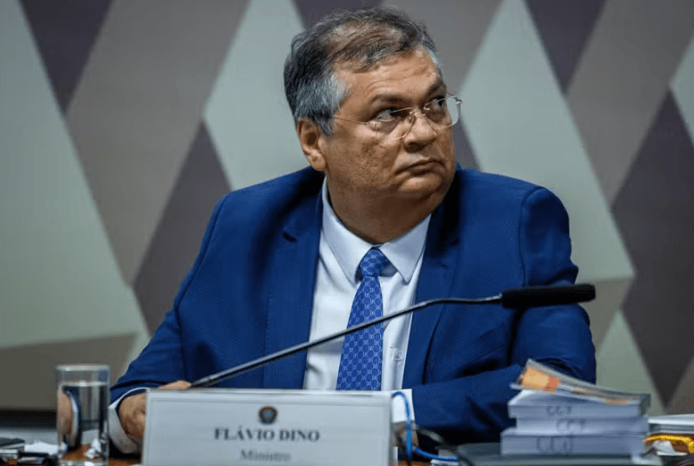 Dino é indicado ao STF com maior número de votos contrários na CCJ desde a redemocratização