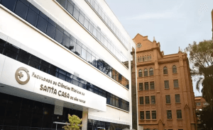 Médicos relatam fraude em concurso para residência na Santa Casa de SP