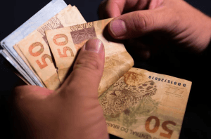 Governo do RN inicia pagamento do 13º salário neste sábado; veja calendário