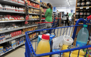 Puxada por alta em alimentos, inflação do Brasil sobe 0,28% em novembro