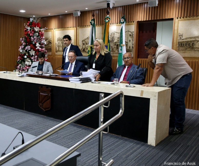 Emendas ao Orçamento de 2024 passam na Comissão de Finanças da Câmara Municipal de Natal