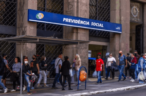 Idade e tempo de contribuição para se aposentar no INSS sobem em 2024
