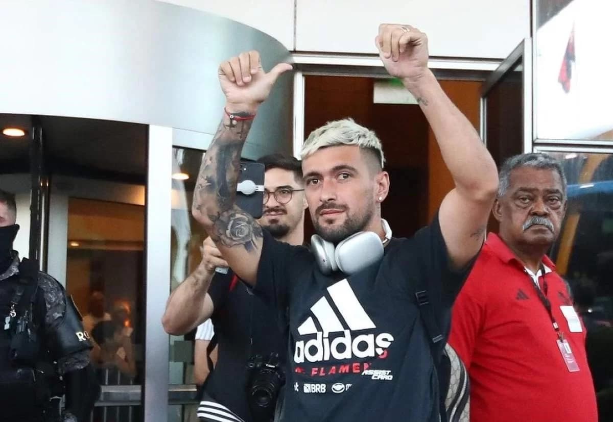 Flamengo estreia hoje em Manaus com titulares e jejum no Carioca