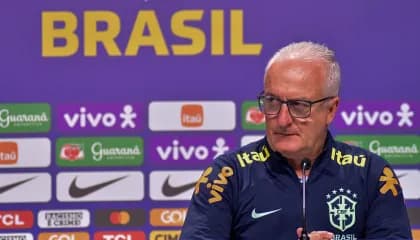 Novo técnico da seleção diz que Brasil tem que aprender a jogar sem Neymar