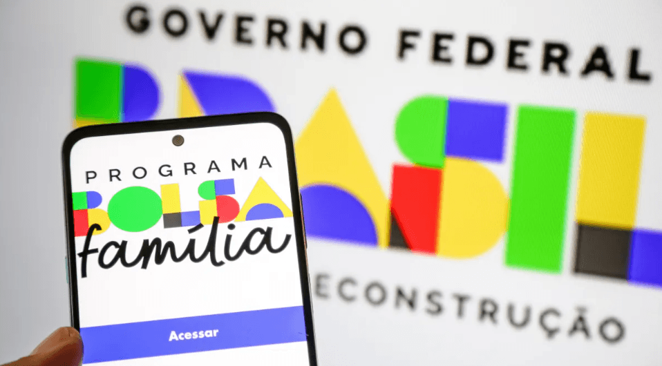 Modelo atual do Bolsa Família reduz taxa de pessoas em busca de emprego, diz estudo do Ibre/FGV