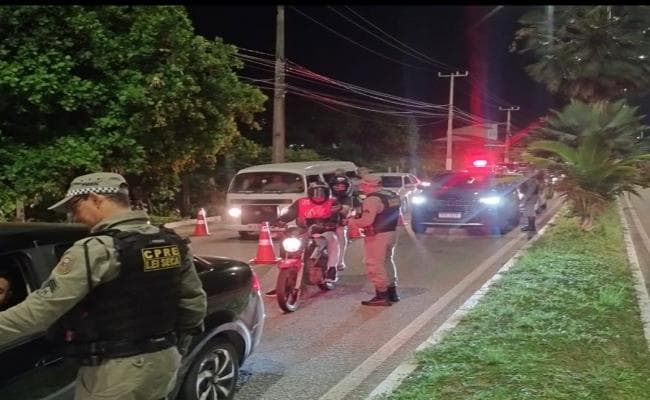 Operação Lei Seca autua 15 pessoas em Cotovelo; três homens foram presos