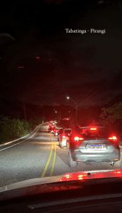 Engarrafamento entre às praias do Litoral Sul e Natal revolta motoristas; relatos de pessoas que ficaram 4h20min presas no trânsito