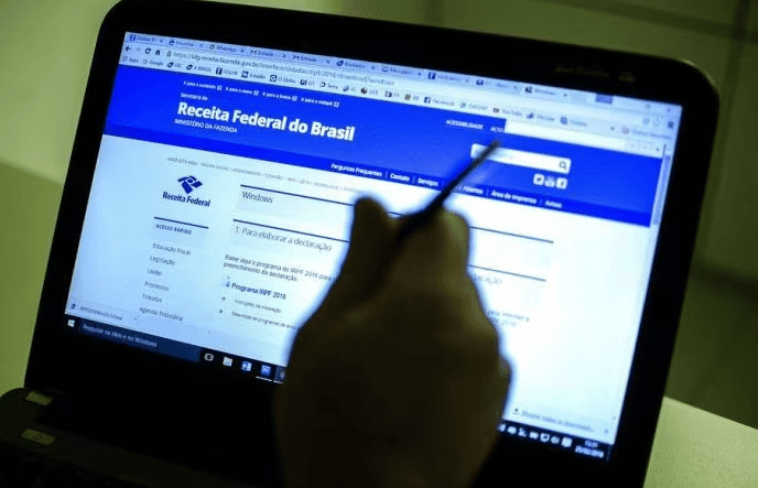 IMPOSTO DE RENDA: Defasagem da tabela volta a subir para a classe média