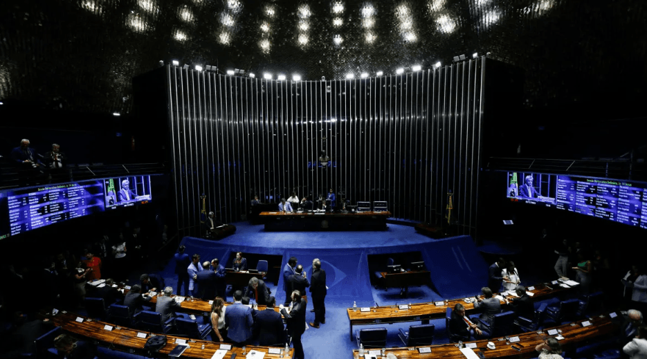 Projeto no Senado pede que 30% do auxílio-reclusão de presos fiquem com a vítima do crime cometido