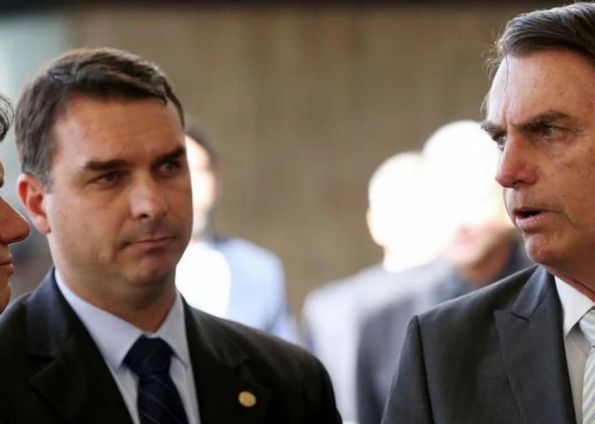 Agente da Abin é demitido após vazar dados do caso Flávio Bolsonaro