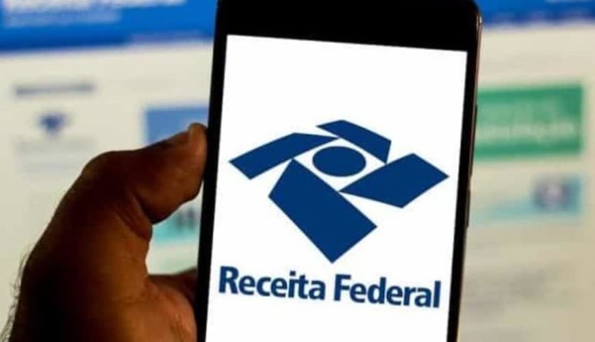 Receita identifica 25 mil investidores que não declararam Bitcoin no Imposto de Renda; valor passa de R$ 1 bilhão