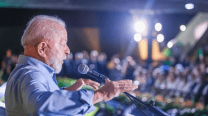 Lula critica apostas on-line e diz que “todo mundo joga no bicho”
