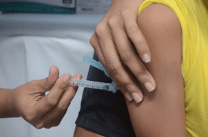 Com risco de epidemia, Natal inicia vacinação contra a dengue