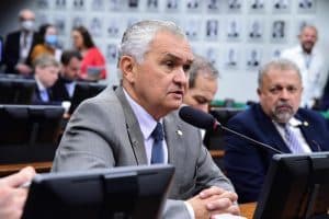 General Girão vai apresentar notícia-crime ao MP contra Fernando Mineiro
