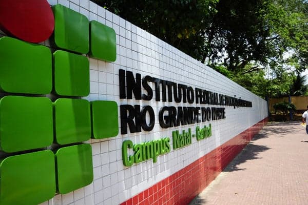 IFRN abre mil vagas para mulheres em situação de vulnerabilidade social