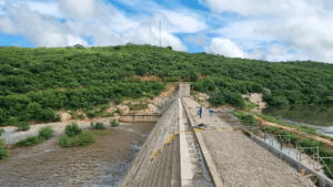 Prefeitos cobram conclusão da obra na barragem Passagem das Traíras