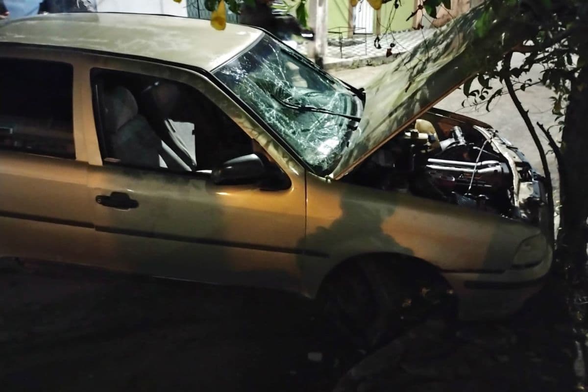 Homem é preso após tentar atropelar companheira e equipe policial na Redinha