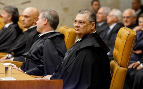 STF tem 3 a 0 para impedir ‘poder moderador' das Forças Armadas e intervenção militar