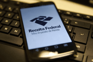 Receita recebe recorde de 1,15 milhão de declarações do IR no primeiro dia