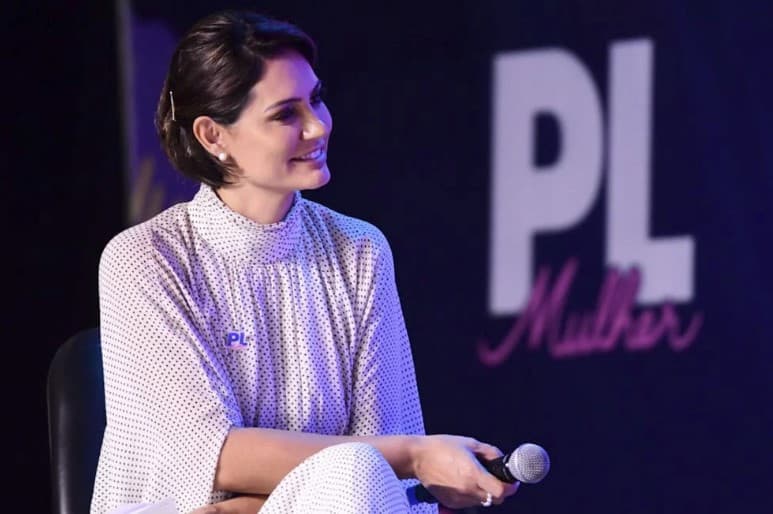 Michelle Bolsonaro critica Lula por não indicar mulheres ao STF: ‘Quanto descaso'