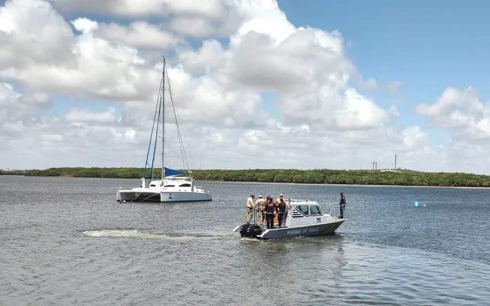Barco roubado na Europa entra na mira da polícia brasileira e pode estar na rota do tráfico de drogas