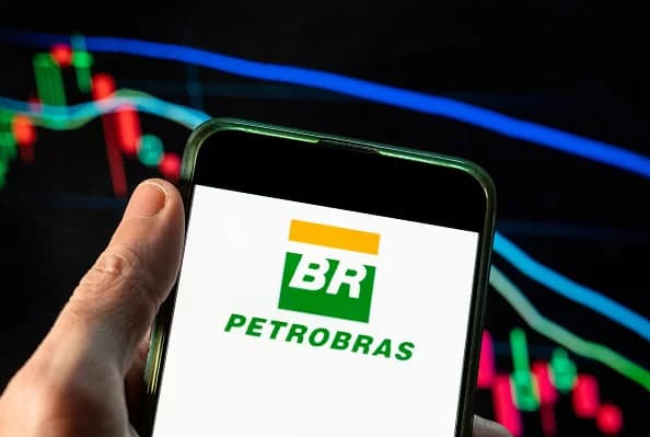 Ações da Petrobras derretem em NY após balanço que assustou mercado