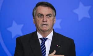 Bolsonaro rompe silêncio e fala sobre depoimento de Freire Gomes à PF