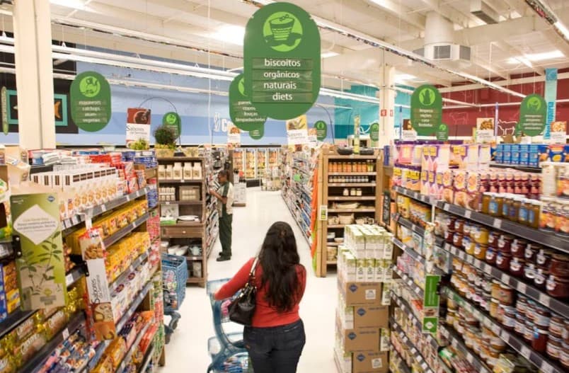 Associação Brasileira de Supermercados sugere antecipar desoneração de itens da cesta básica para conter alta de alimentos