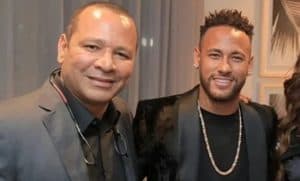 Pai de Neymar se pronuncia sobre Daniel Alves: ‘Que encontre as respostas que ele procura’