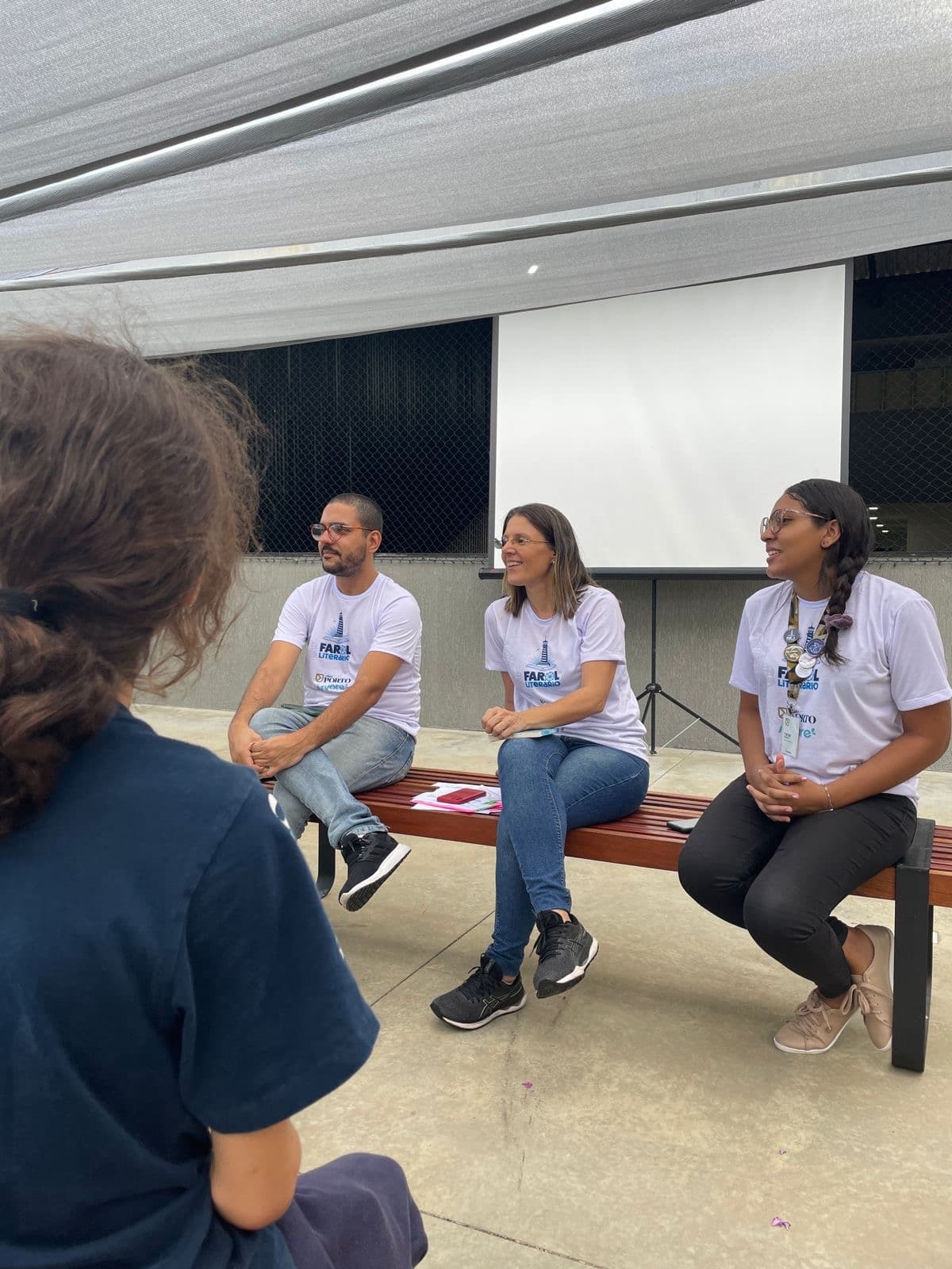 Farol Literário: Colégio Porto incentiva leitura e debate de assuntos relevantes entre estudantes