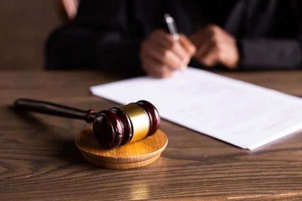 Justiça mantém sentença para que Governo do RN reforme escola estadual em Natal