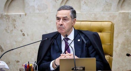 ‘Precisamos voltar a um STF que seja menos proeminente o mais rápido possível', diz Barroso