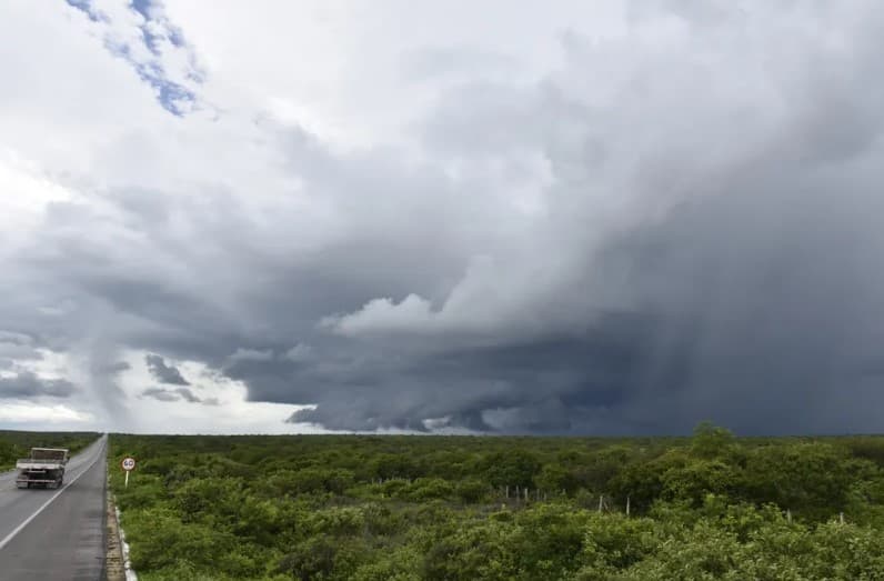 Em 15 dias RN atinge 70% do volume de chuvas esperado em abril, diz Emparn