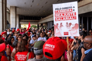 Negociação com governo não anda e servidores param atividades nesta 4ª