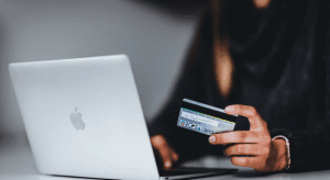 Taxar compras em sites estrangeiros é crucial em reforma tributária, dizem entidades de comércio