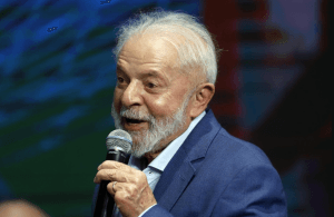 Lula diz que preço começou a cair: "Já tô comendo picanha com cerveja"