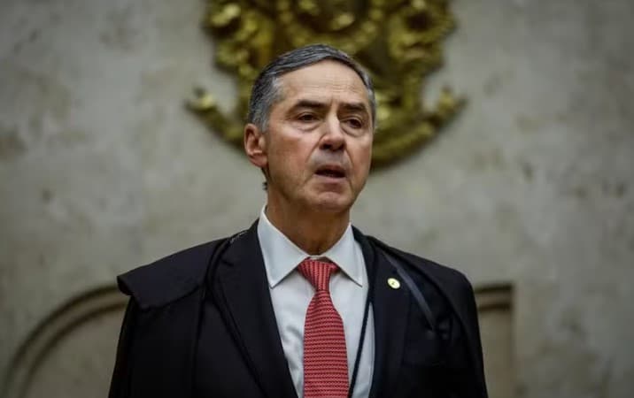 Barroso libera processo, e STF volta a julgar ampliação do foro privilegiado dia 12 de abril