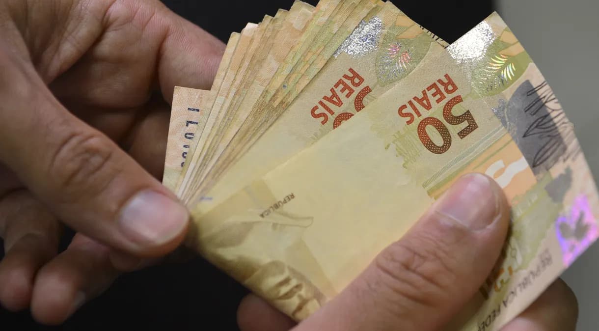 Poupança: depósitos superam retiradas em R$ 1,3 bi em março, após 2 meses de saques
