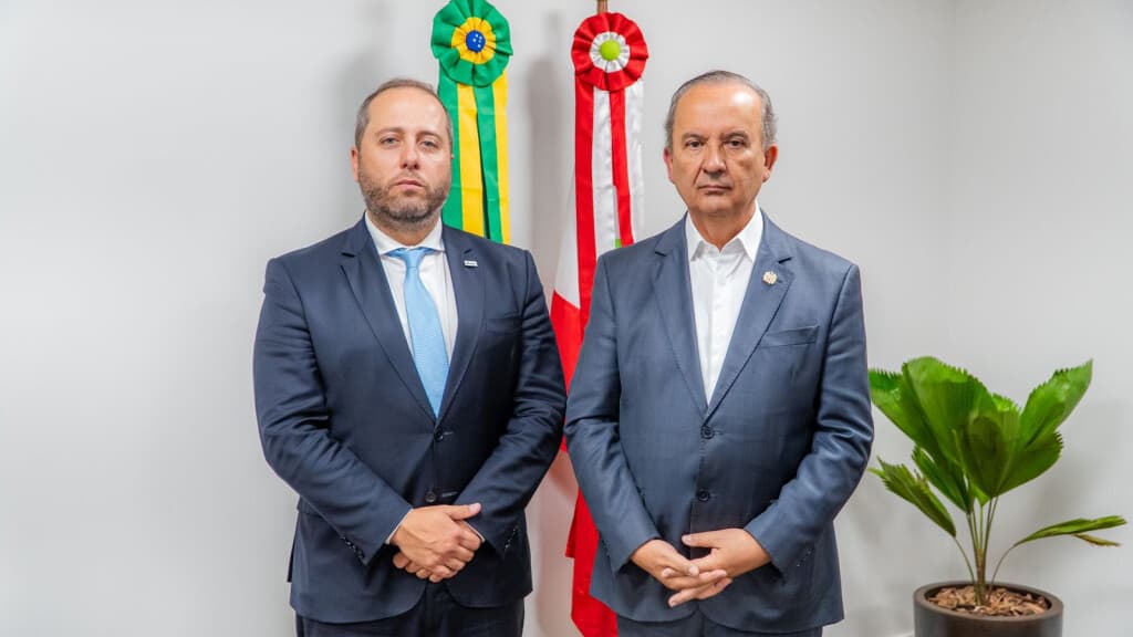 VÍDEO: Diretor da ANTT pede desculpas a governador do RS por multas em caminhões