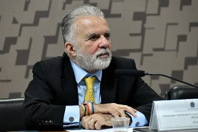 Lula remove embaixador brasileiro de Israel e transfere para Genebra