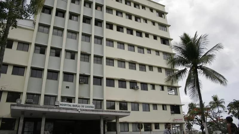 Bebê recém-nascida é atingida por bala perdida dentro de hospital no Recife