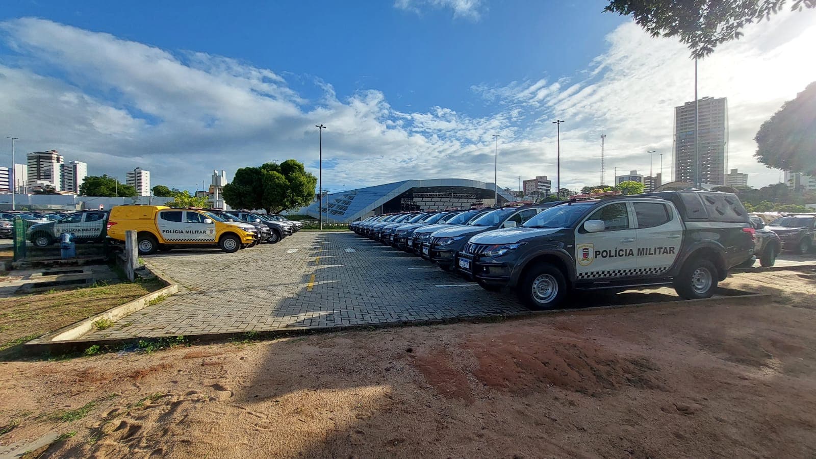 Buda Mitsubishi entrega 75 unidades de L200 Triton GLS doadas pelo governo federal para o RN