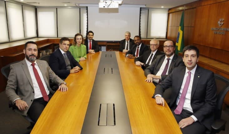 Banco Central desacelera corte de juros e reduz Selic em 0,25 ponto percentual, para 10,5% ao ano