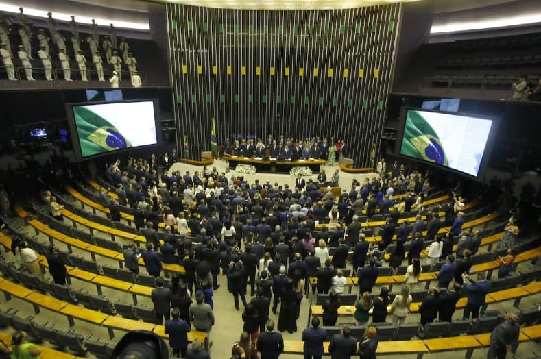 Câmara dos Deputados deve debater PEC das Drogas em audiência pública na próxima semana